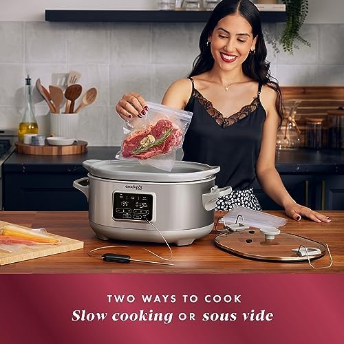 Crock-Pot 7 Quart Programmable Cook & Carry Slow Cooker Signature C250